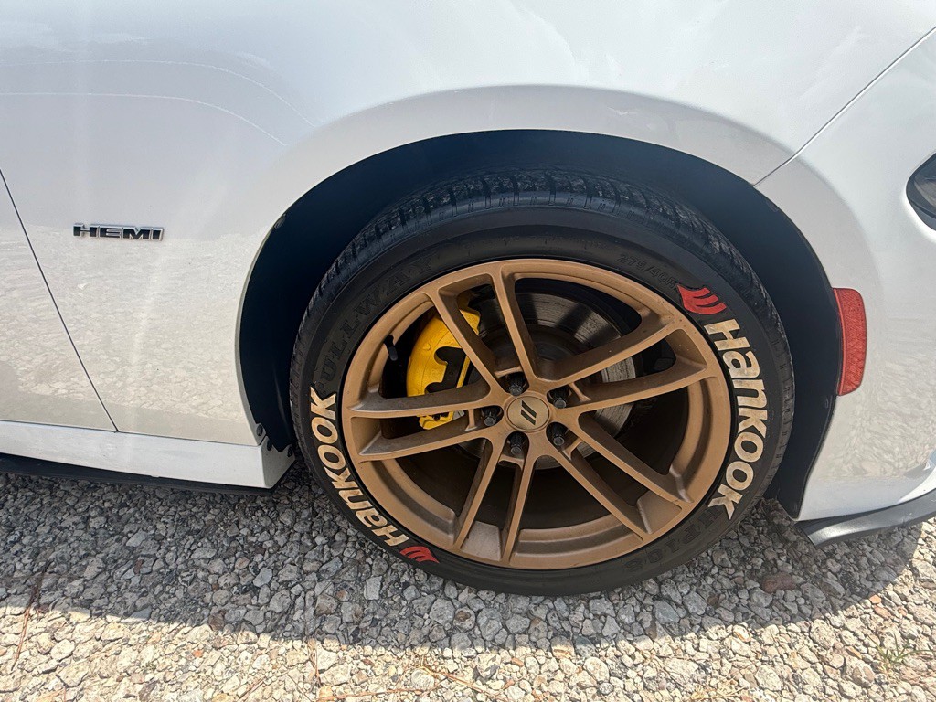2019 Dodge Charger Image 10