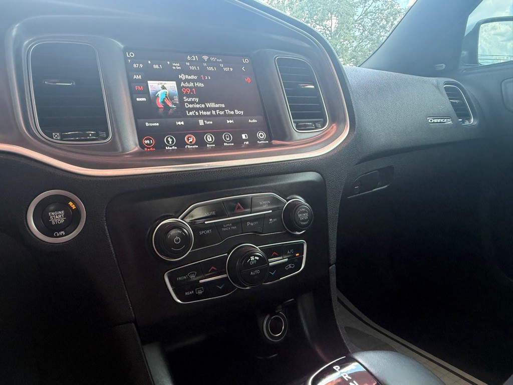 2019 Dodge Charger Image 23
