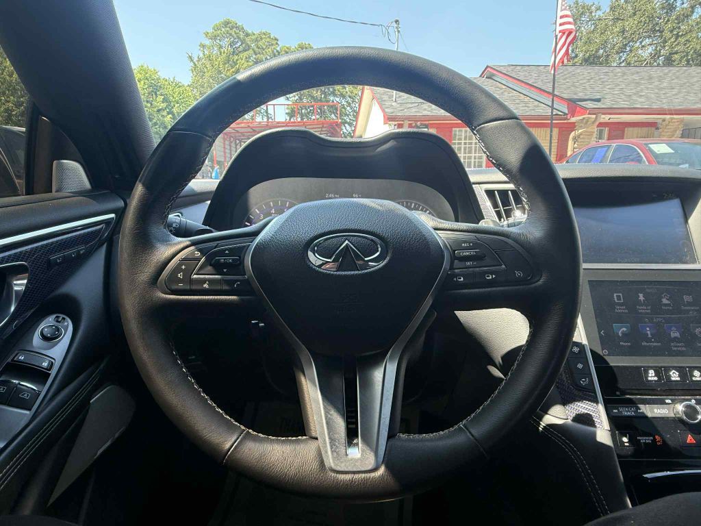 2018 INFINITI Q60 Image 22