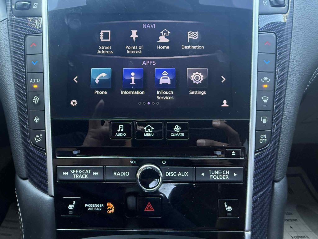 2018 INFINITI Q60 Image 35