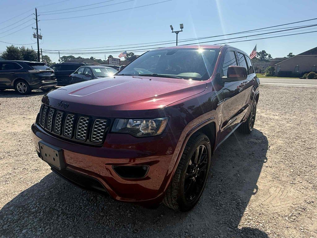 2020 Jeep Grand Cherokee Image 1