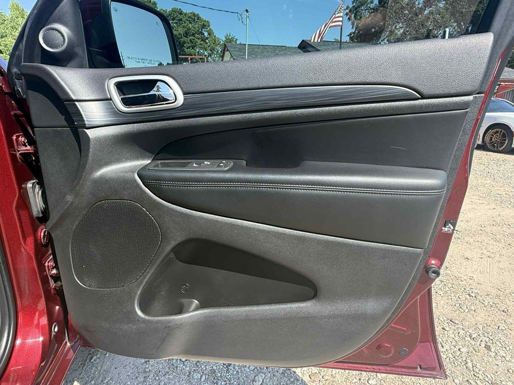 2020 Jeep Grand Cherokee Image 30