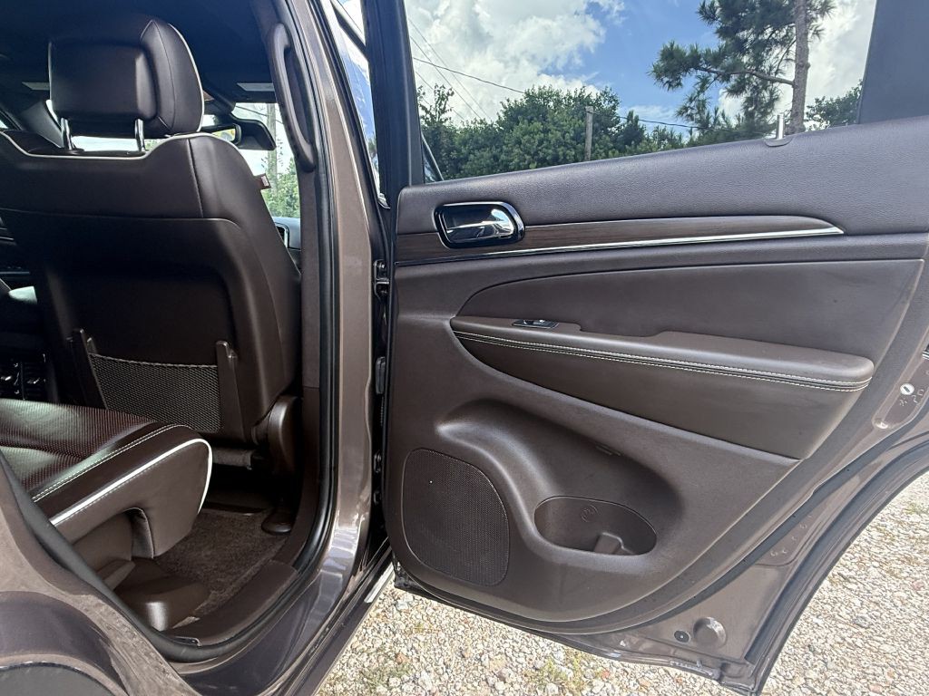 2019 Jeep Grand Cherokee Image 34