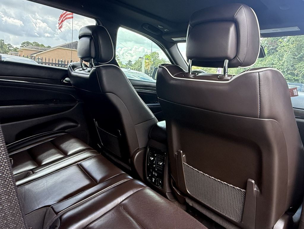 2019 Jeep Grand Cherokee Image 38