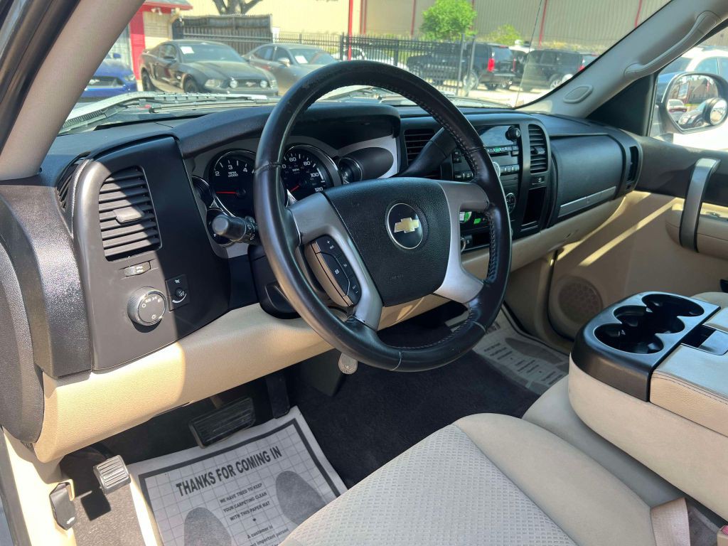 2007 Chevrolet Silverado 1500 Image 19