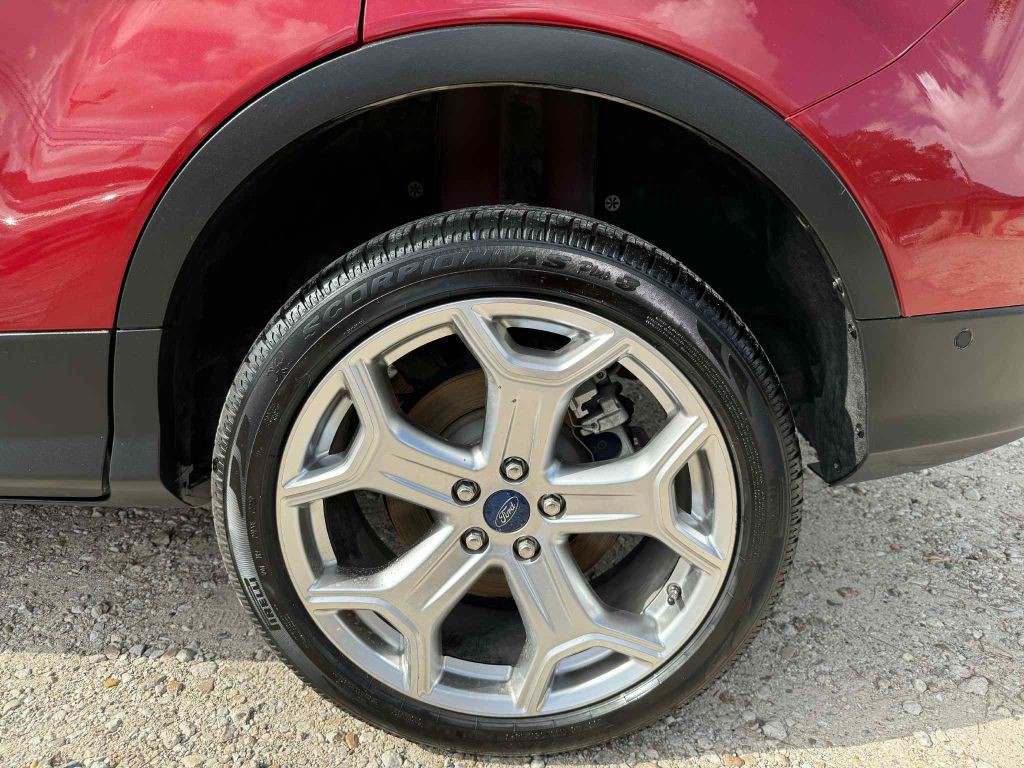 2019 Ford Escape Image 45