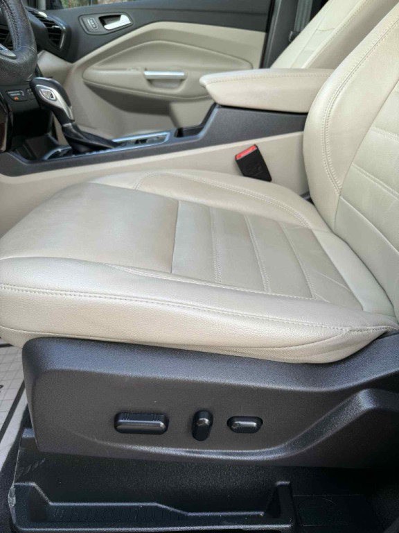 2019 Ford Escape Image 19