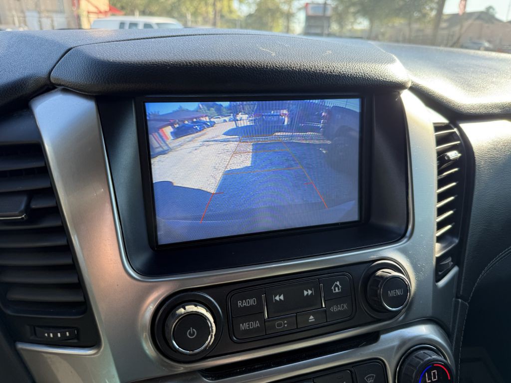 2019 Chevrolet Suburban Image 17