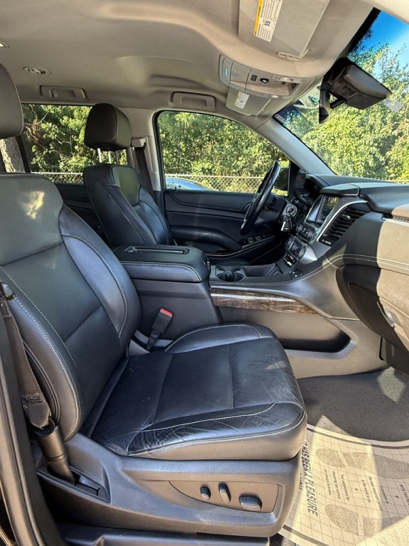 2019 Chevrolet Suburban Image 25