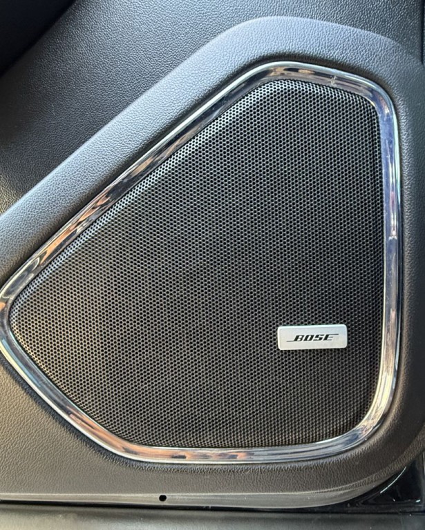 2019 Chevrolet Suburban Image 28