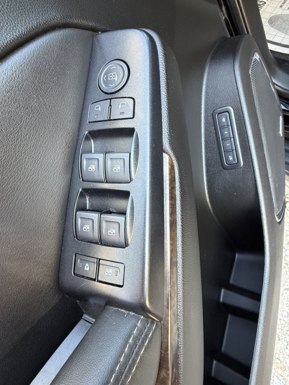 2019 Chevrolet Suburban Image 29