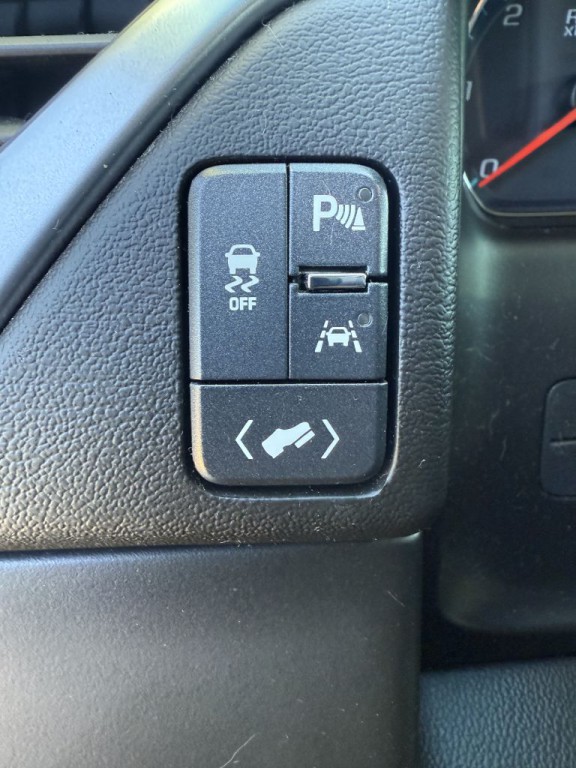 2019 Chevrolet Suburban Image 30