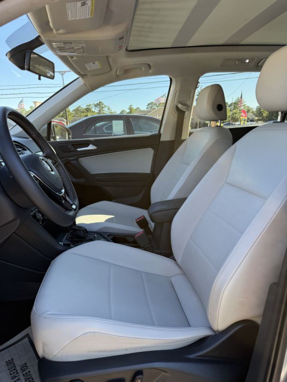 2021 Volkswagen Tiguan Image 17