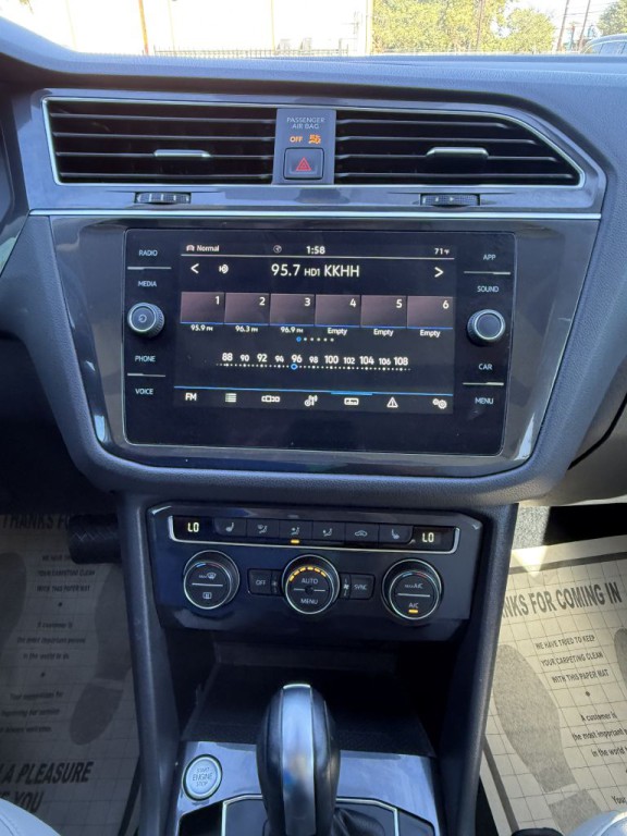 2021 Volkswagen Tiguan Image 28