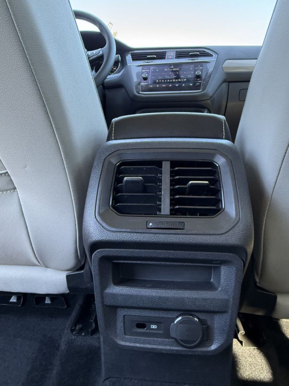 2021 Volkswagen Tiguan Image 41