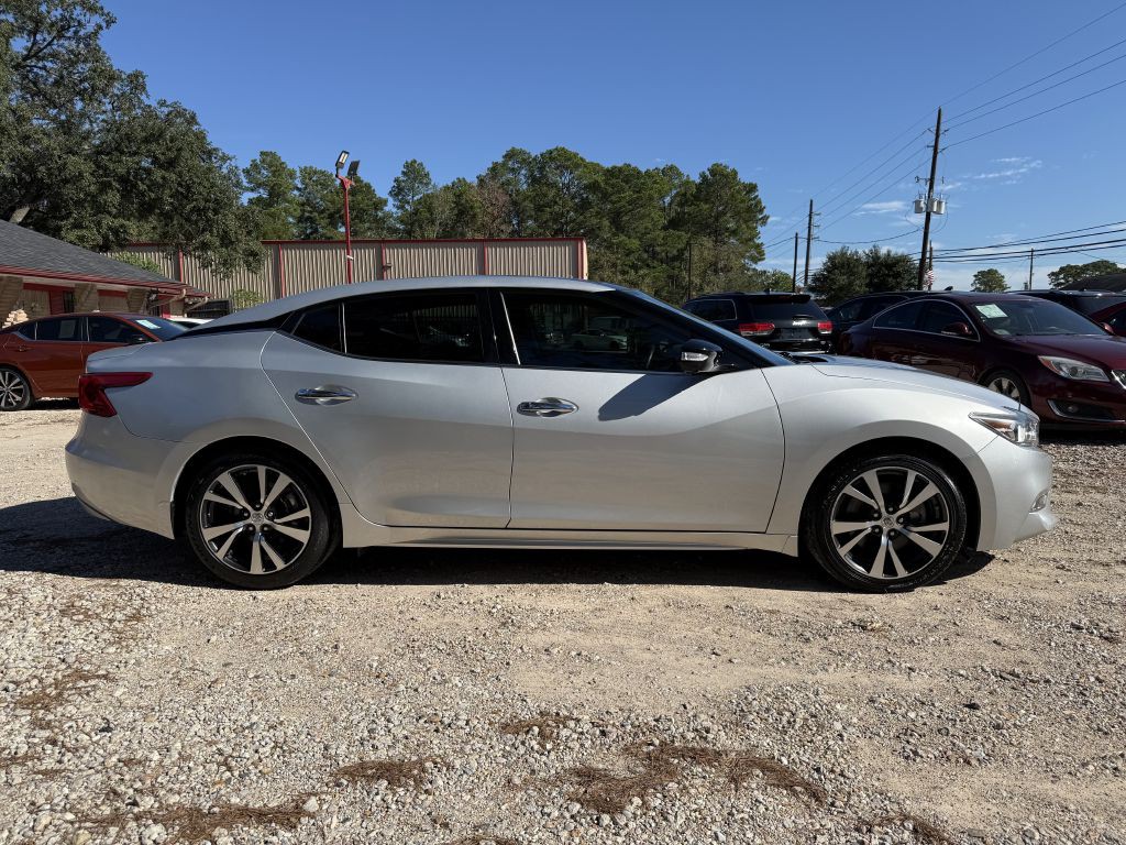 2017 Nissan Maxima Image 4