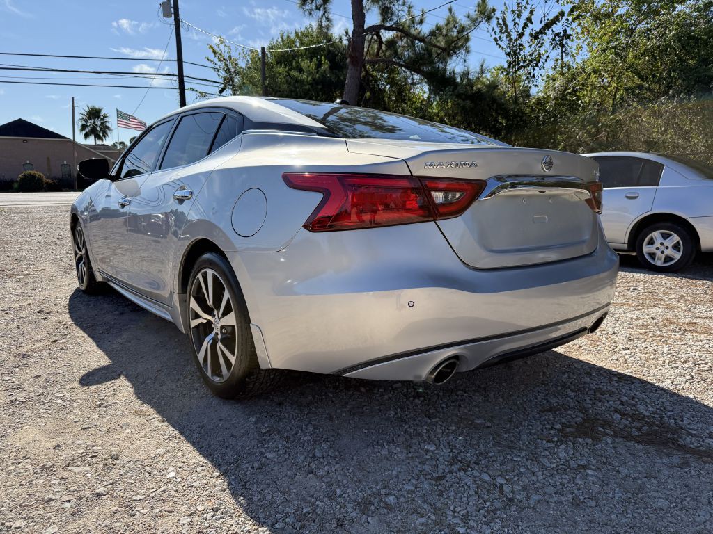 2017 Nissan Maxima Image 7
