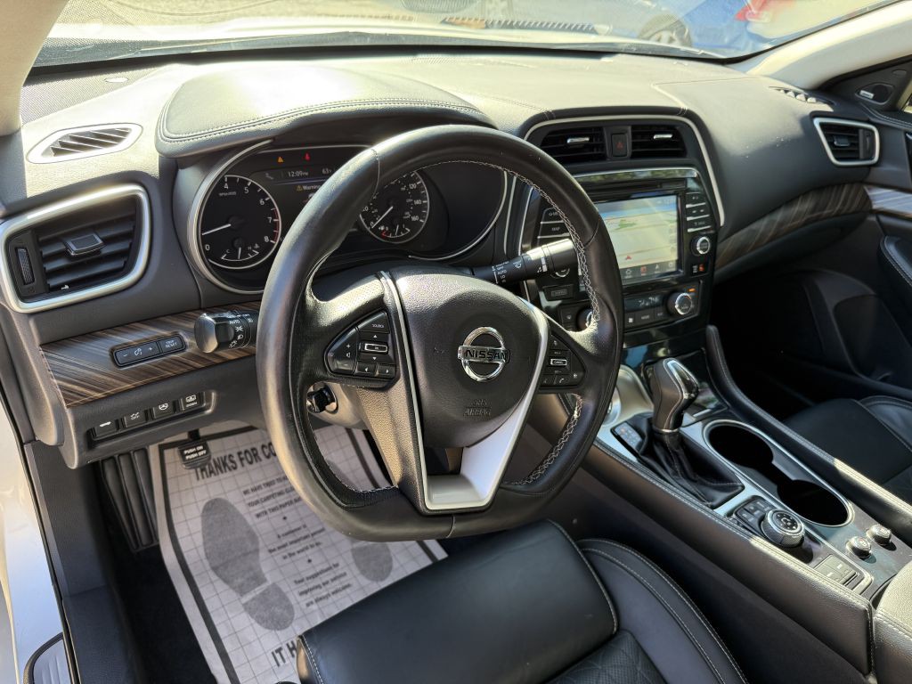 2017 Nissan Maxima Image 19