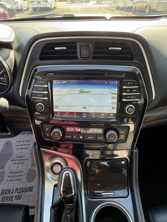 2017 Nissan Maxima Image 26