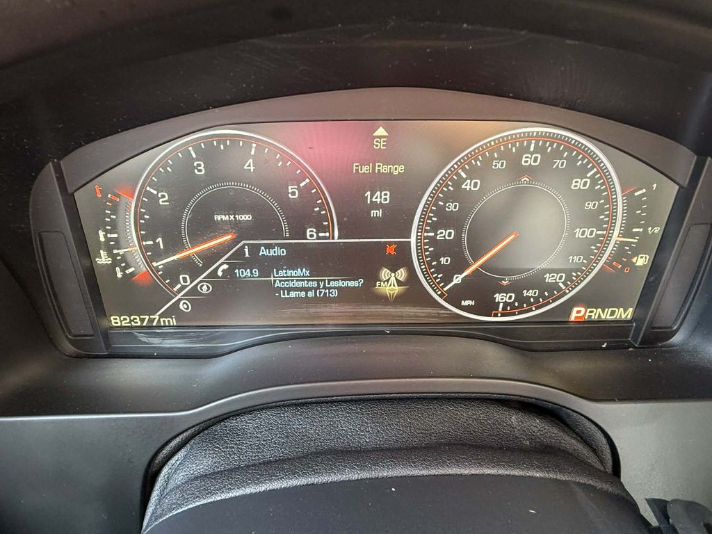 2015 Cadillac Escalade Image 9