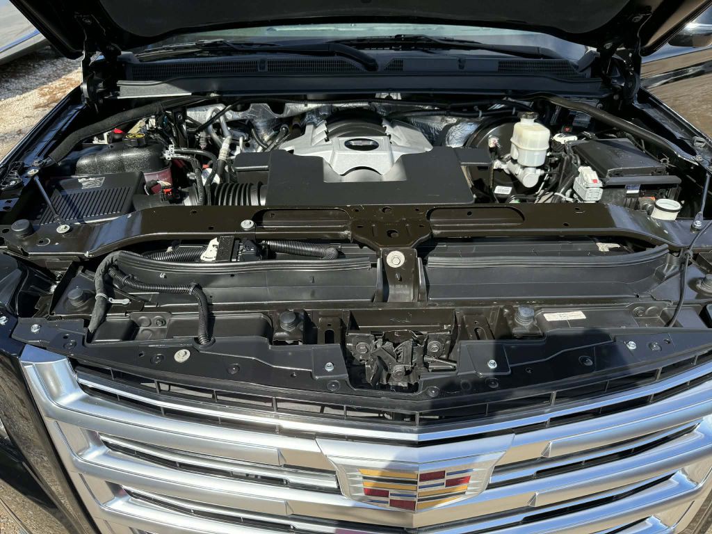 2015 Cadillac Escalade Image 47