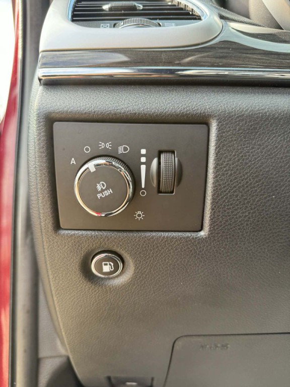 2015 Jeep Grand Cherokee Image 23