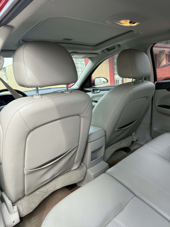 2015 Chevrolet Impala Image 16