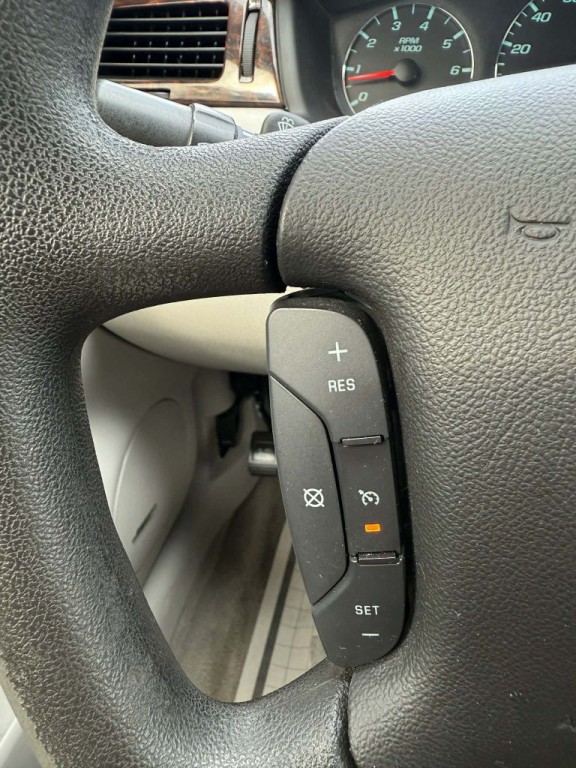 2015 Chevrolet Impala Image 24