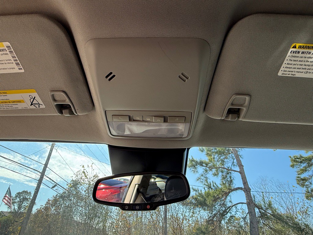 2016 Buick Enclave Image 15