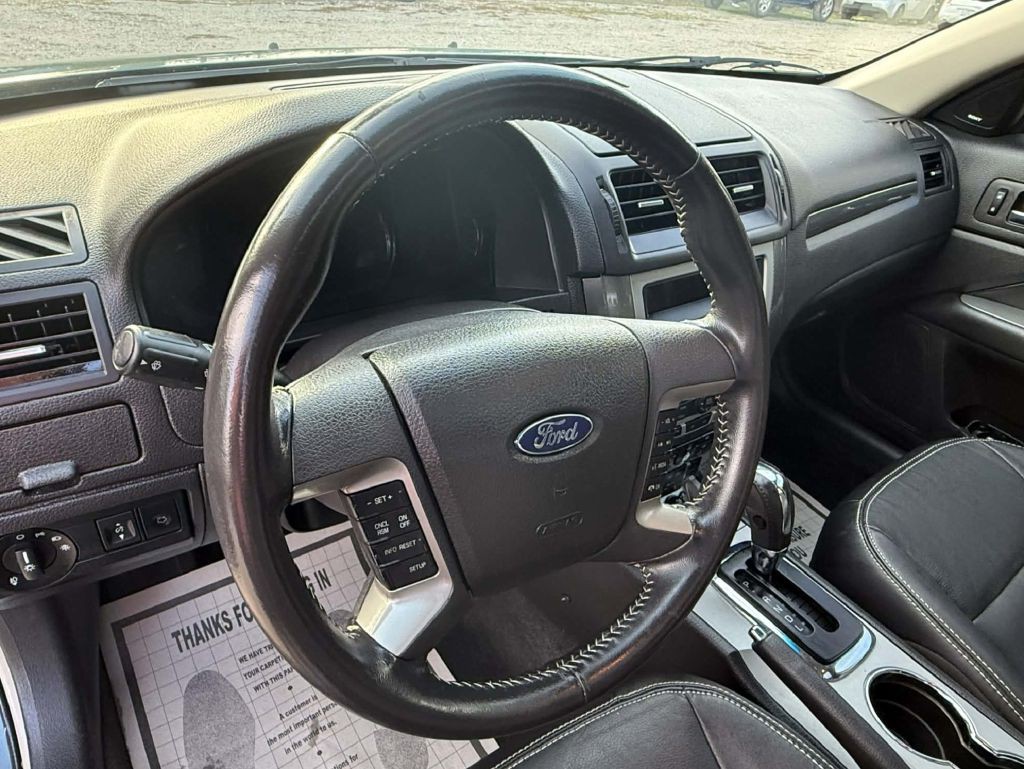 2012 Ford Fusion Image 11