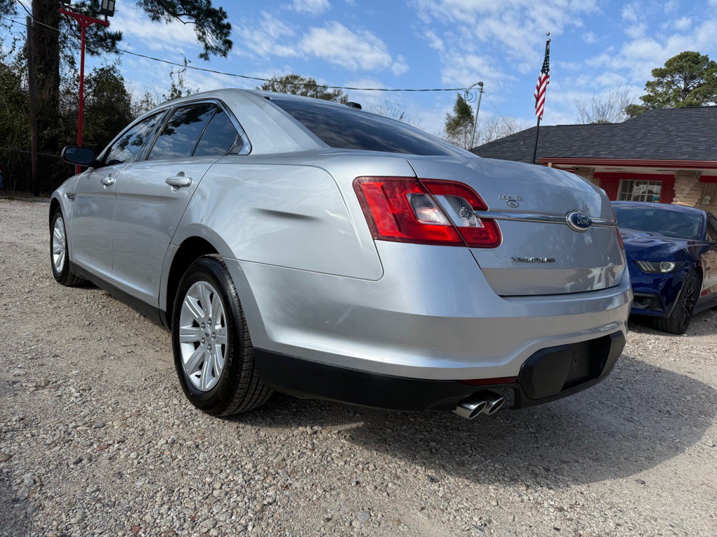 2012 Ford Taurus Image 5