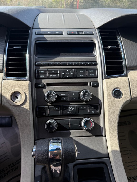 2012 Ford Taurus Image 12