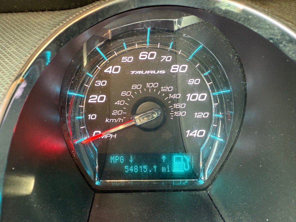 2012 Ford Taurus Image 15