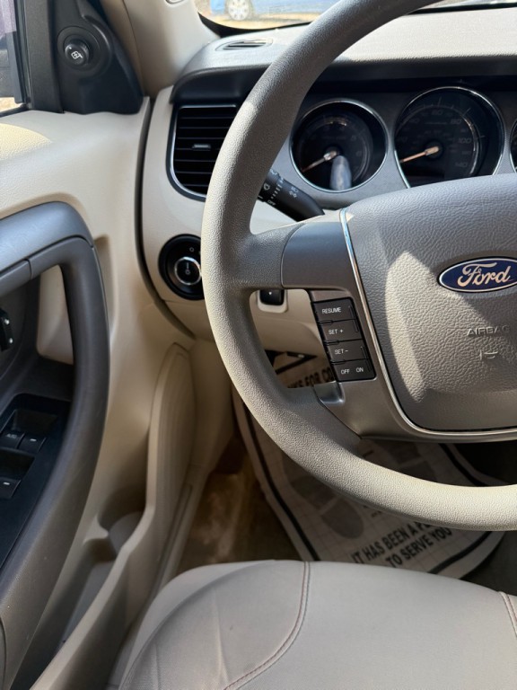 2012 Ford Taurus Image 18