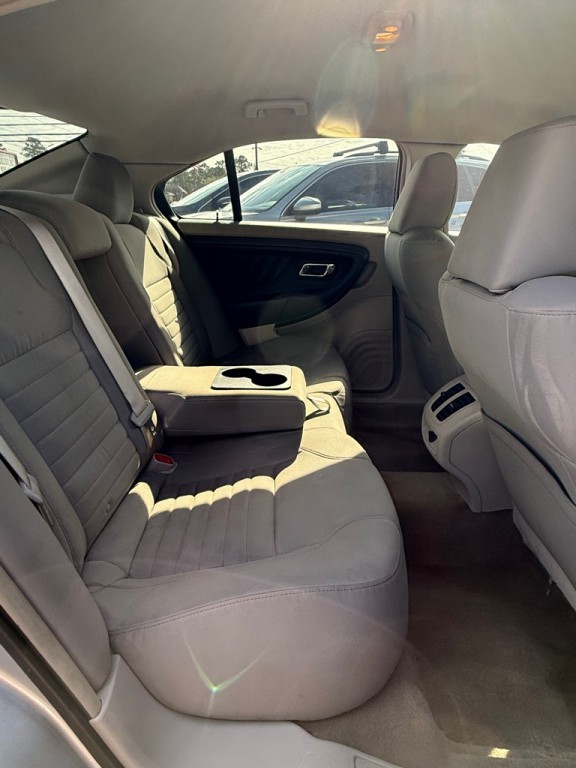 2012 Ford Taurus Image 22