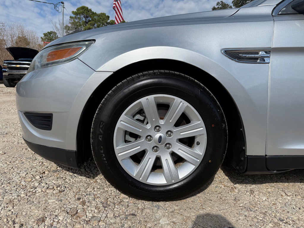 2012 Ford Taurus Image 29