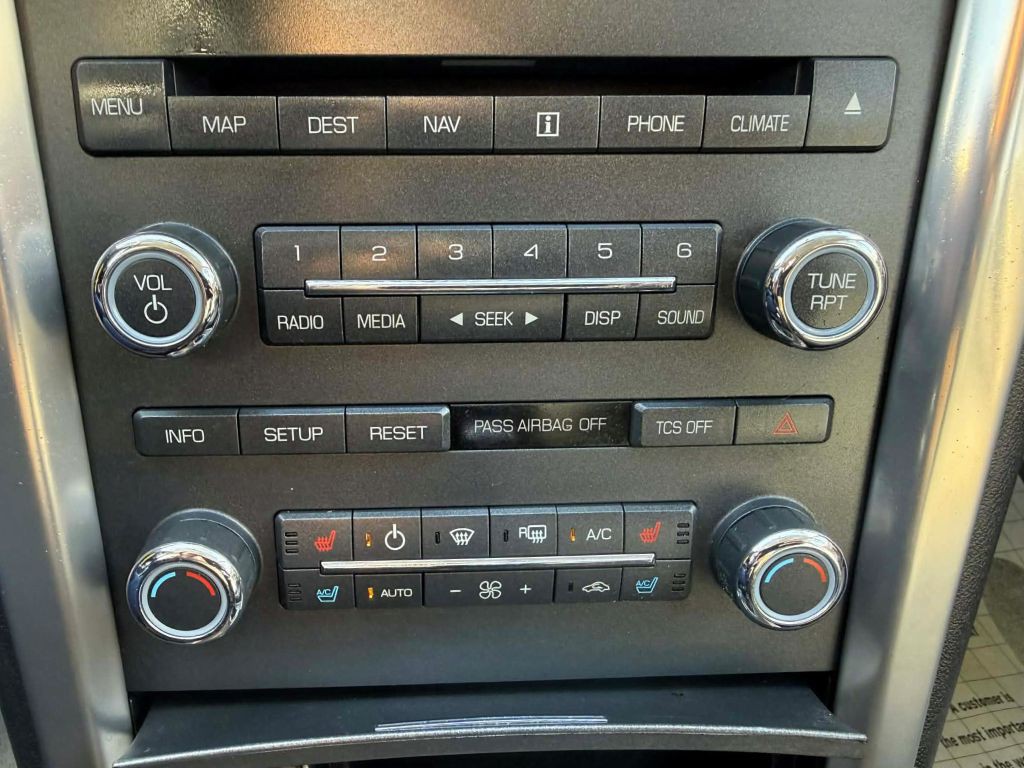 2012 Lincoln MKZ Image 21