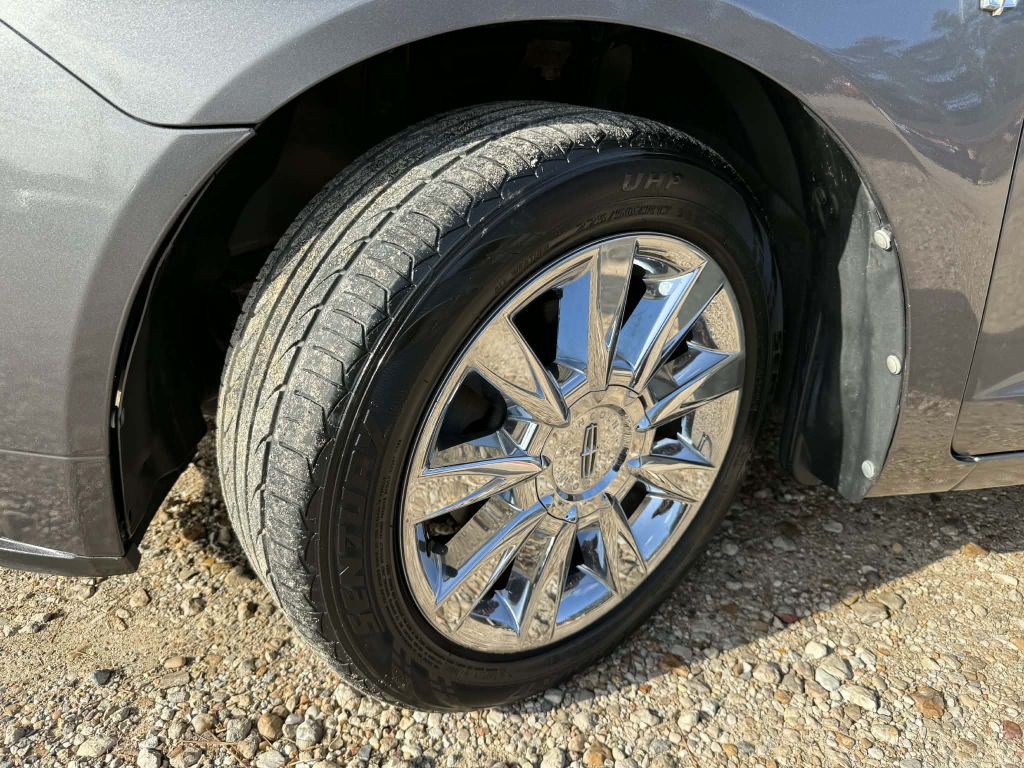 2012 Lincoln MKZ Image 26