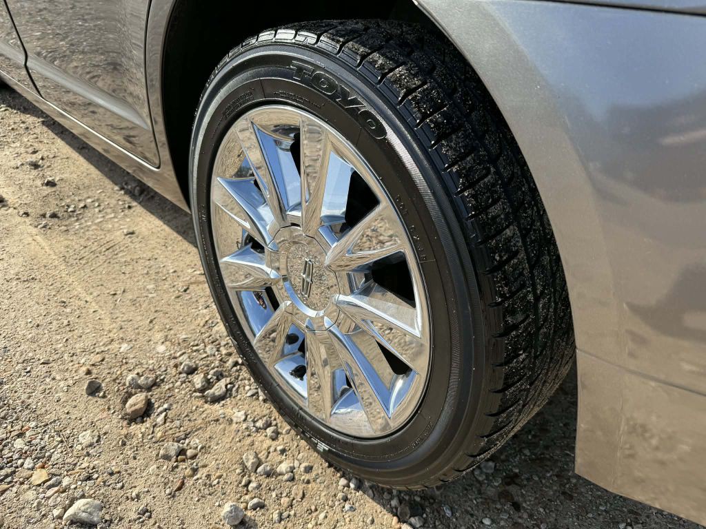 2012 Lincoln MKZ Image 27