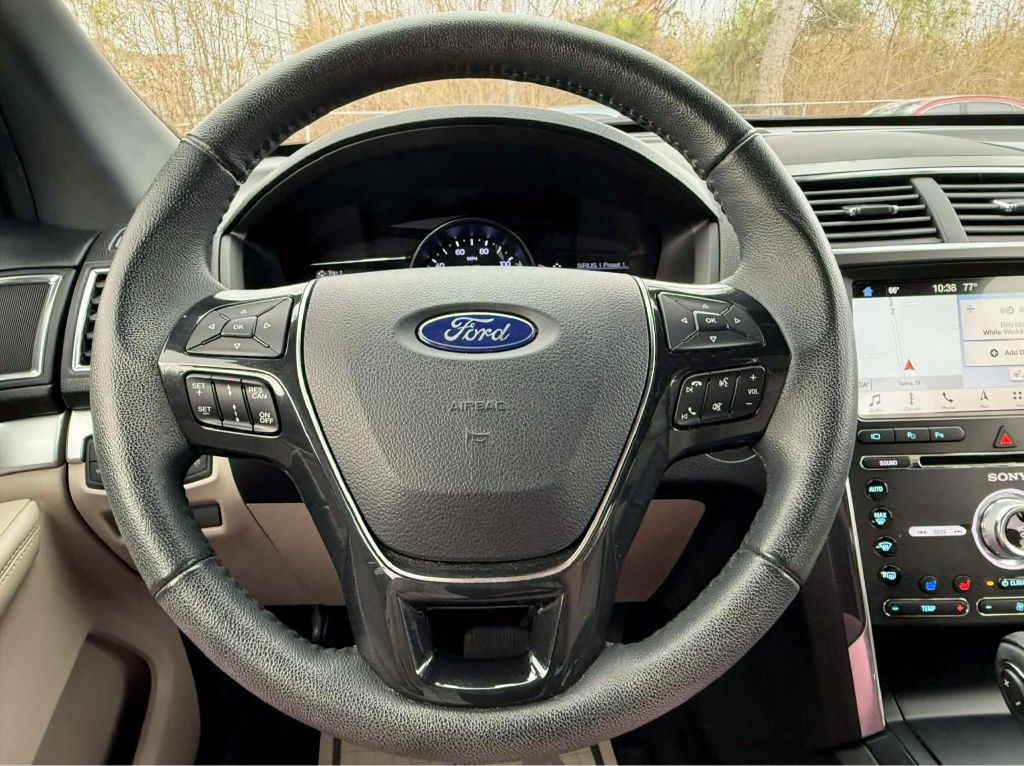 2018 Ford Explorer Image 27