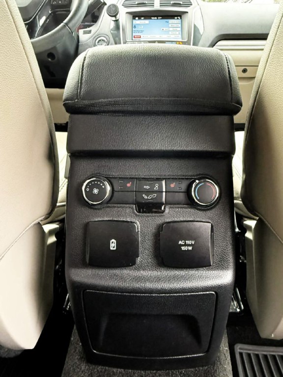 2018 Ford Explorer Image 38