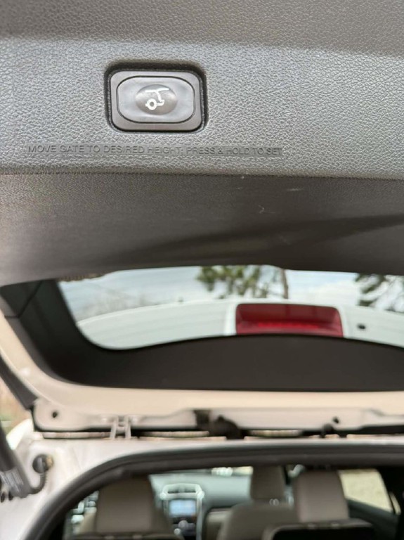 2018 Ford Explorer Image 39