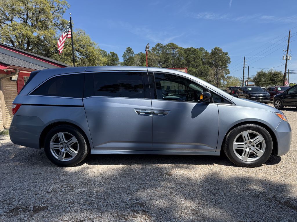 2013 Honda Odyssey Image 4