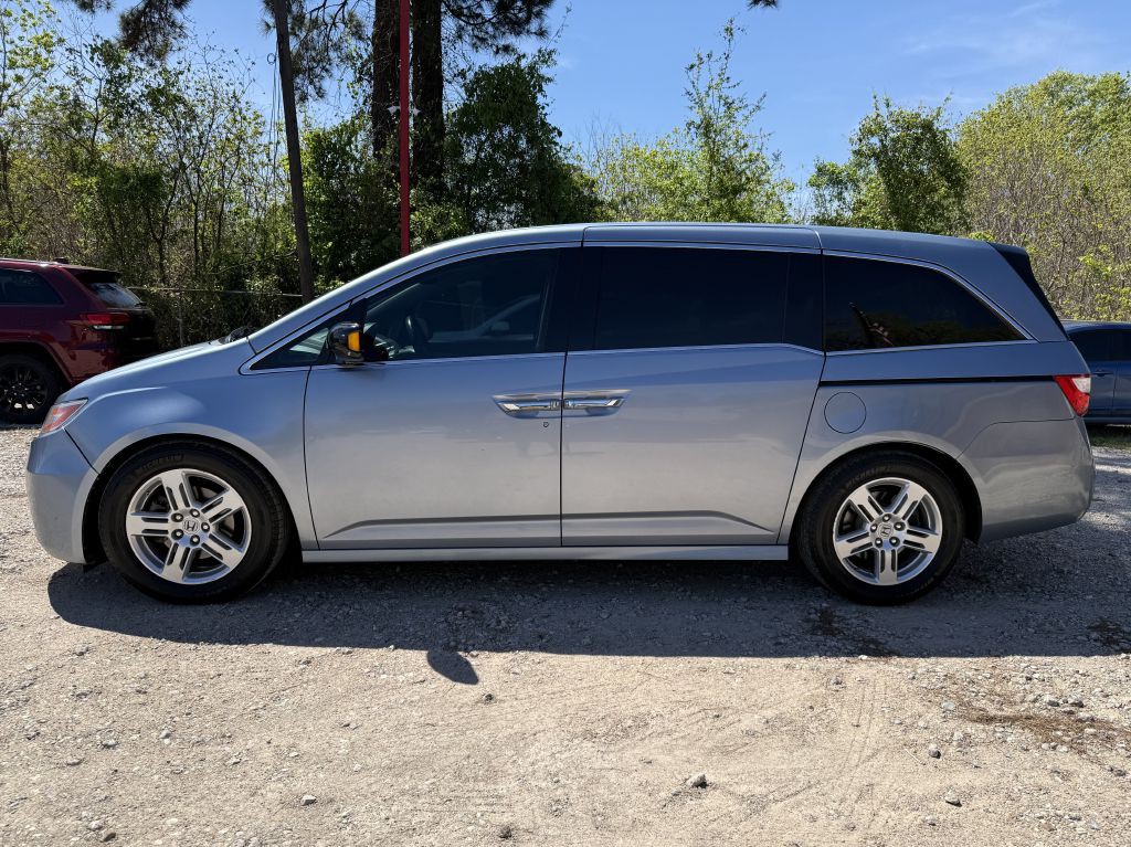 2013 Honda Odyssey Image 8
