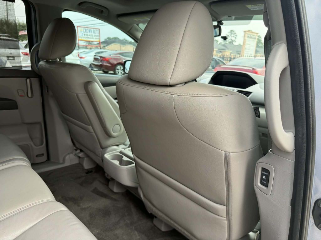 2013 Honda Odyssey Image 22