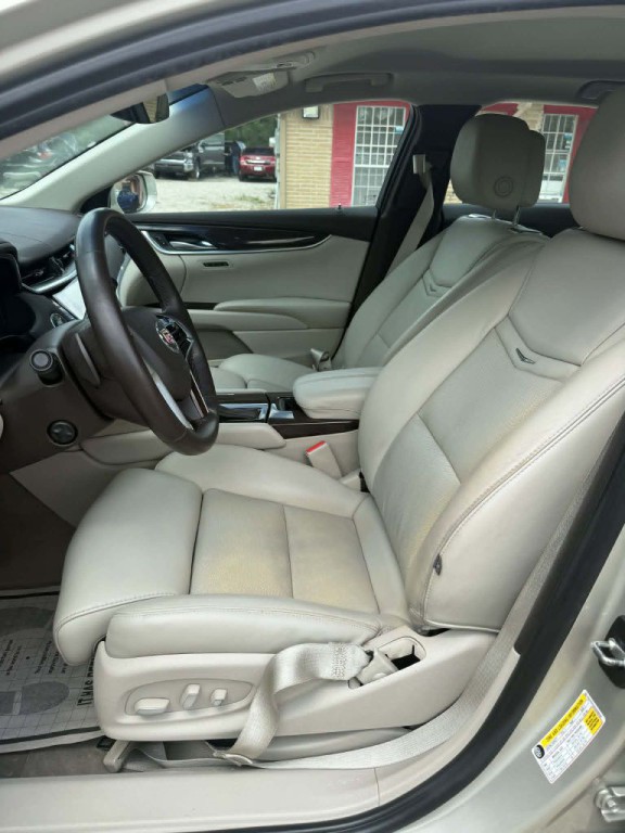 2014 Cadillac XTS Image 10