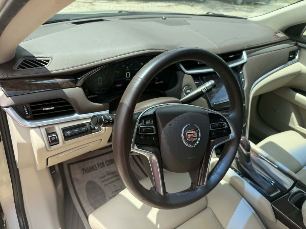 2014 Cadillac XTS Image 11