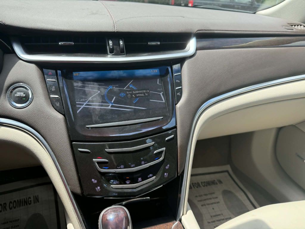 2014 Cadillac XTS Image 18
