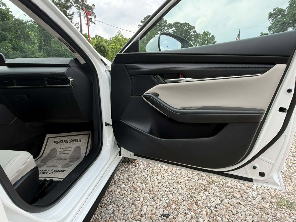 2023 Mazda Mazda3 Image 16