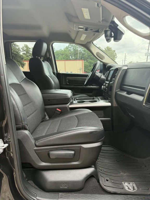 2017 RAM 1500 Image 15